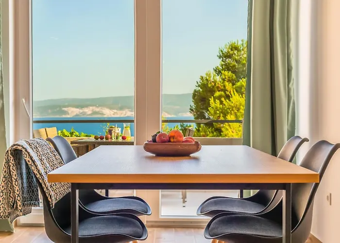 Adris Apartments