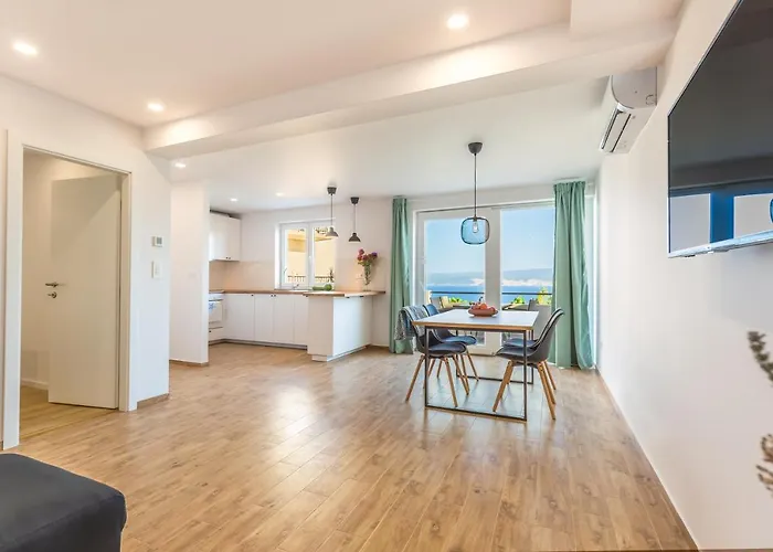 Adris Apartments