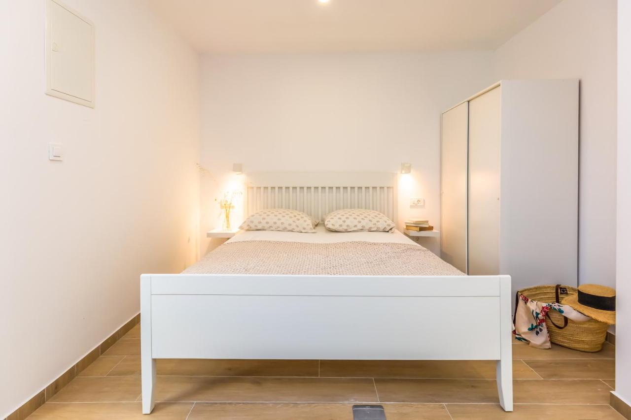 Adris Apartment