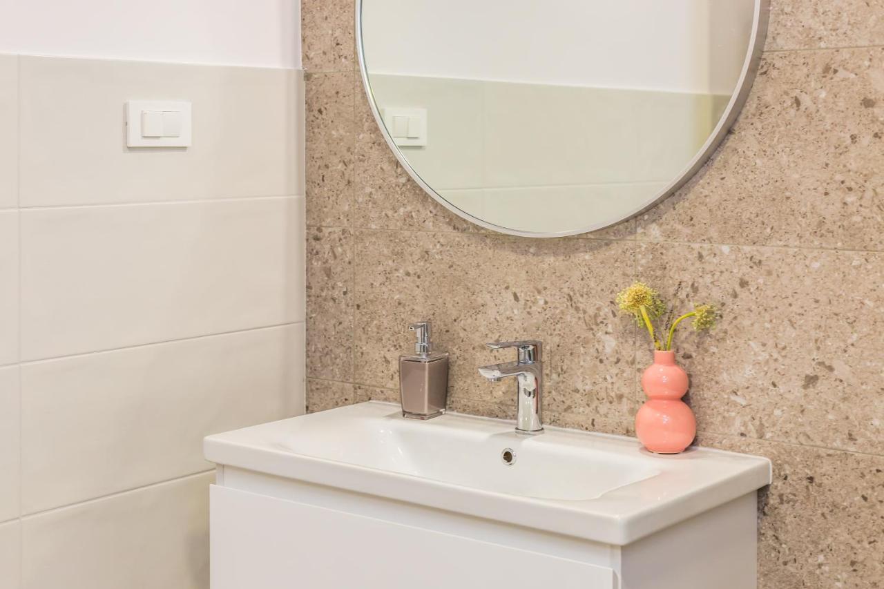 Apartment Adris Omis